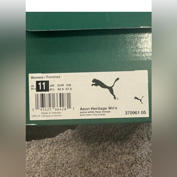 NIB Women’s Puma Aeon Heritage Sneakers, Orange/White/Navy, Size 11 - Picture 5 of 9